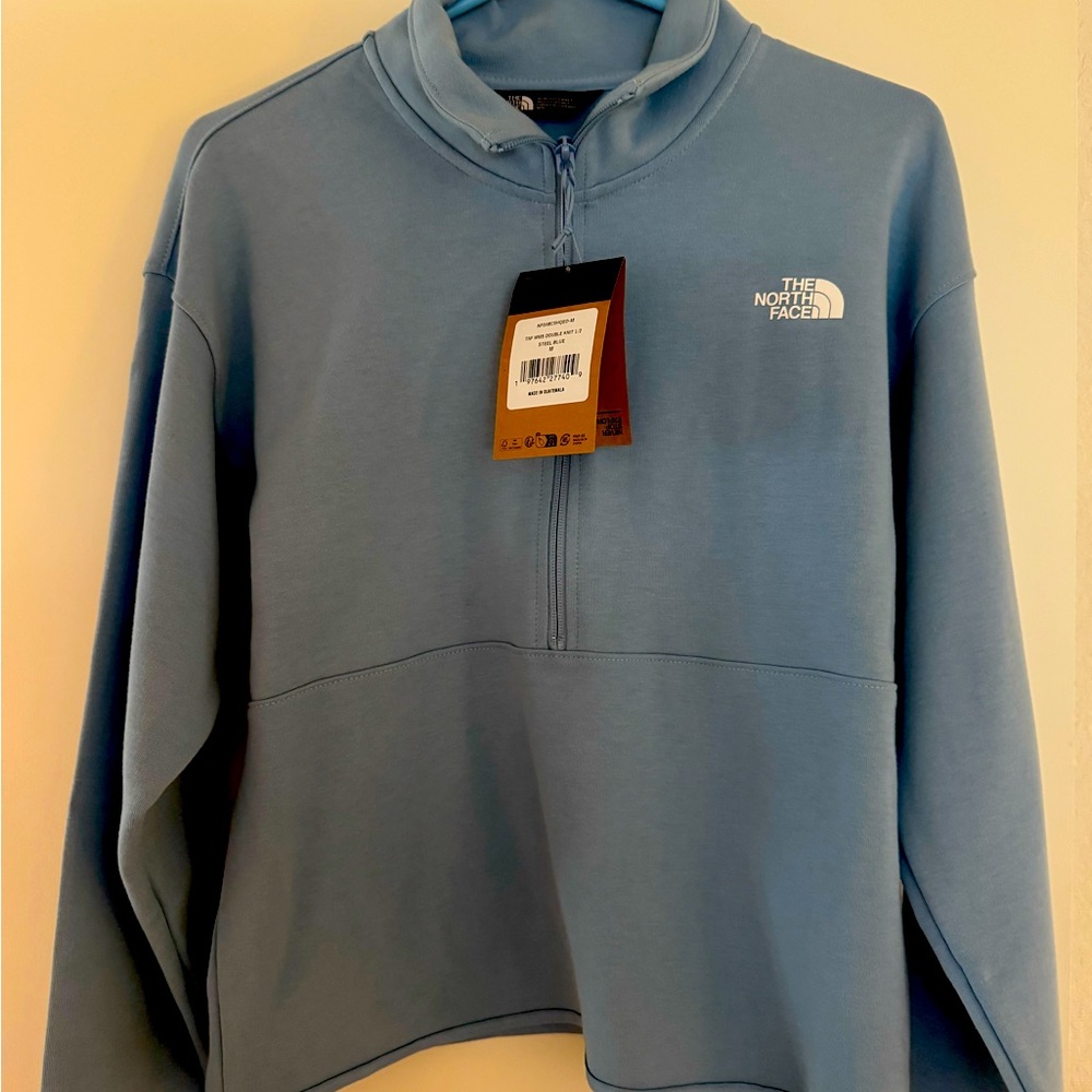 Women’s medium NWT baby blue 1/2 zip long sleeve